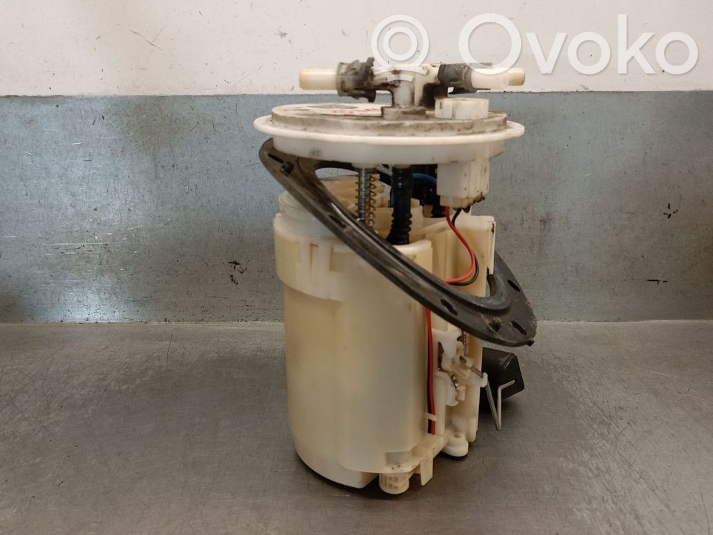 Subaru Legacy Pompa carburante immersa