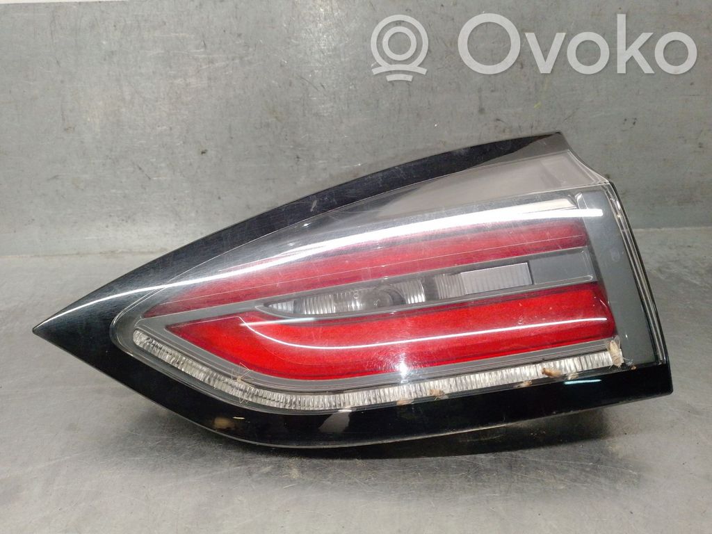 Renault Espace V (RFC) Aizmugurējais lukturis virsbūvē