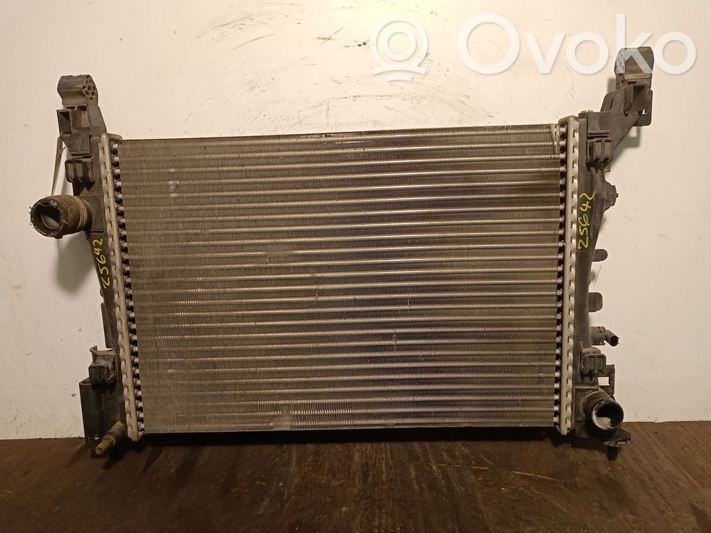 Opel Corsa D Radiateur de refroidissement
