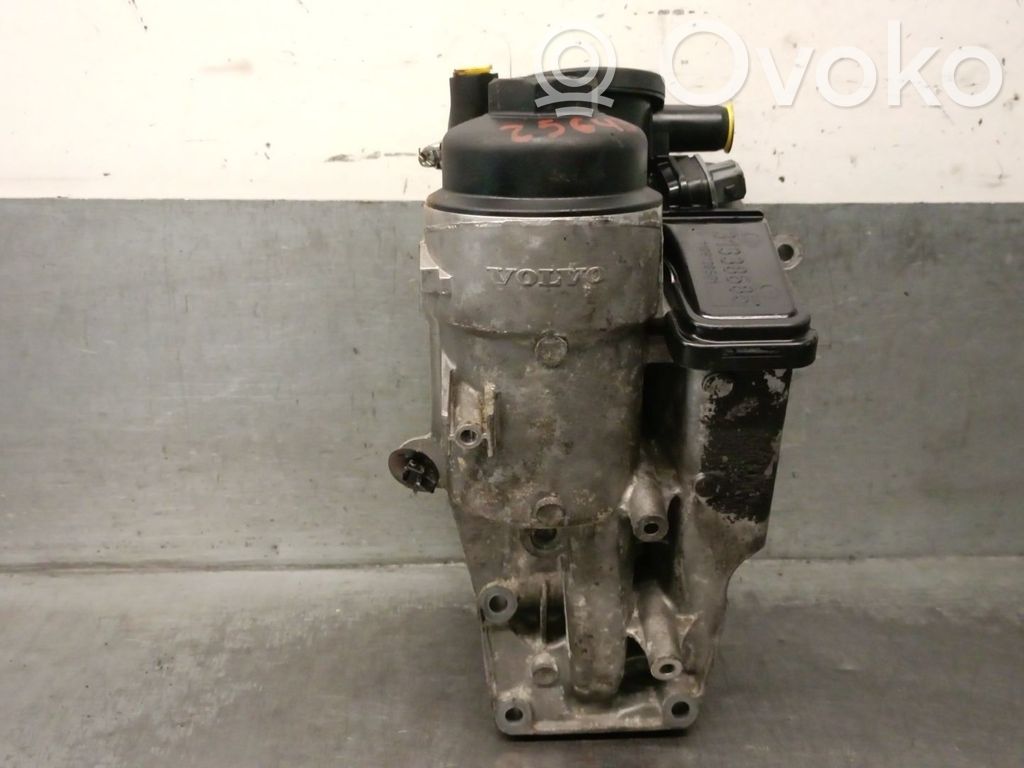Volvo V50 Soporte de montaje del filtro de aceite 