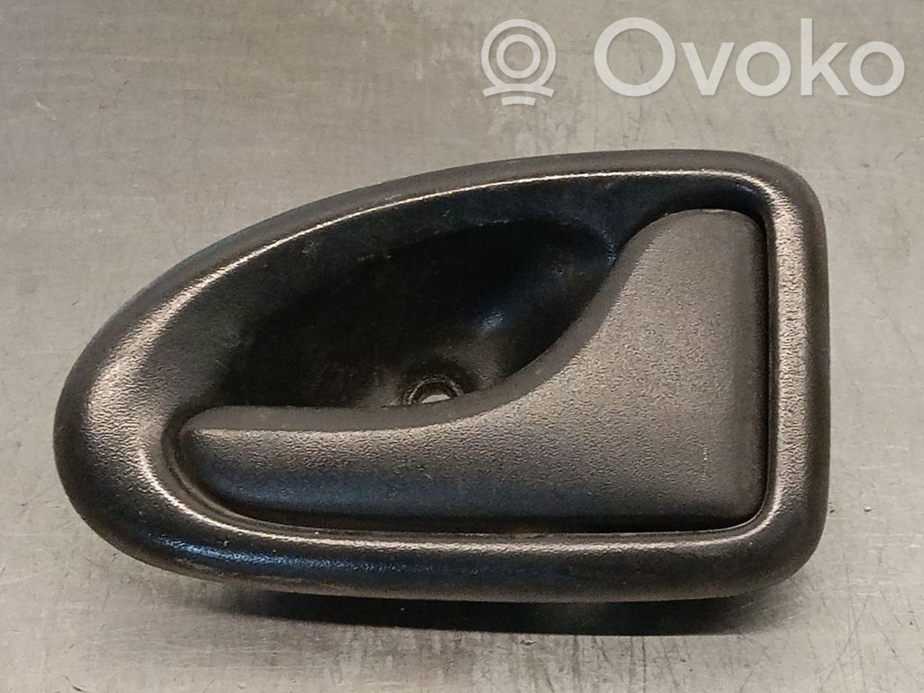 Renault Master II Poignée inférieure de porte avant 