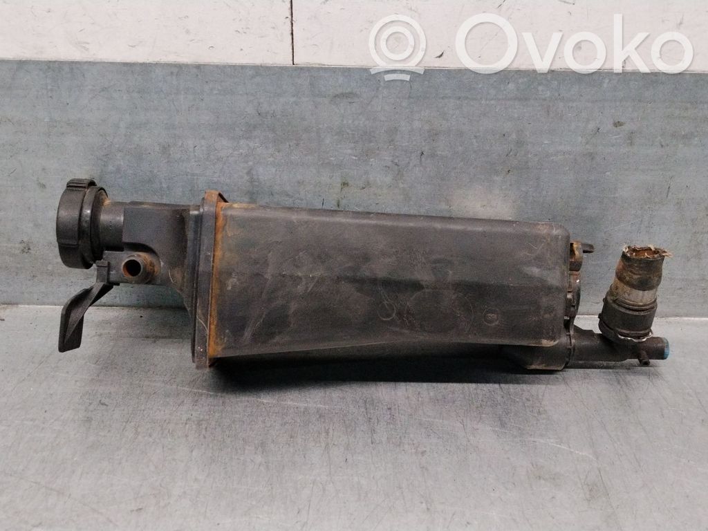 BMW 3 E46 Vase d'expansion de carburant 