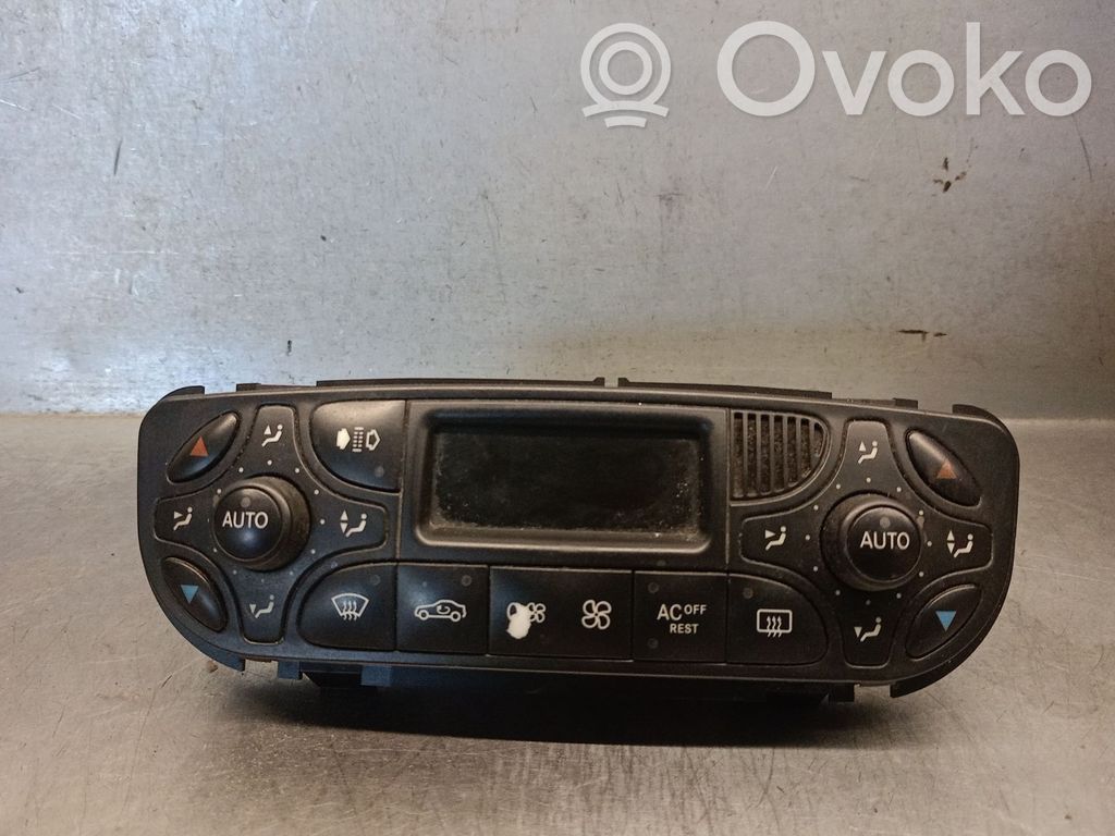 Mercedes-Benz CLK AMG A208 C208 Oro kondicionieriaus/ klimato/ pečiuko valdymo blokas (salone) 