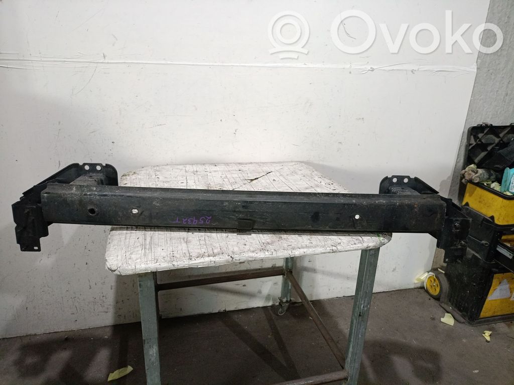 Peugeot 3008 I Soporte del parachoques delantero
