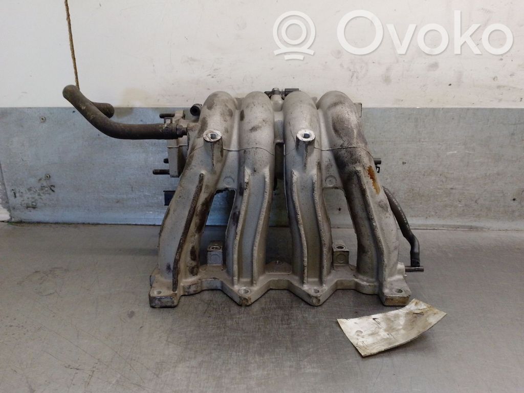 Hyundai Getz Intake manifold 