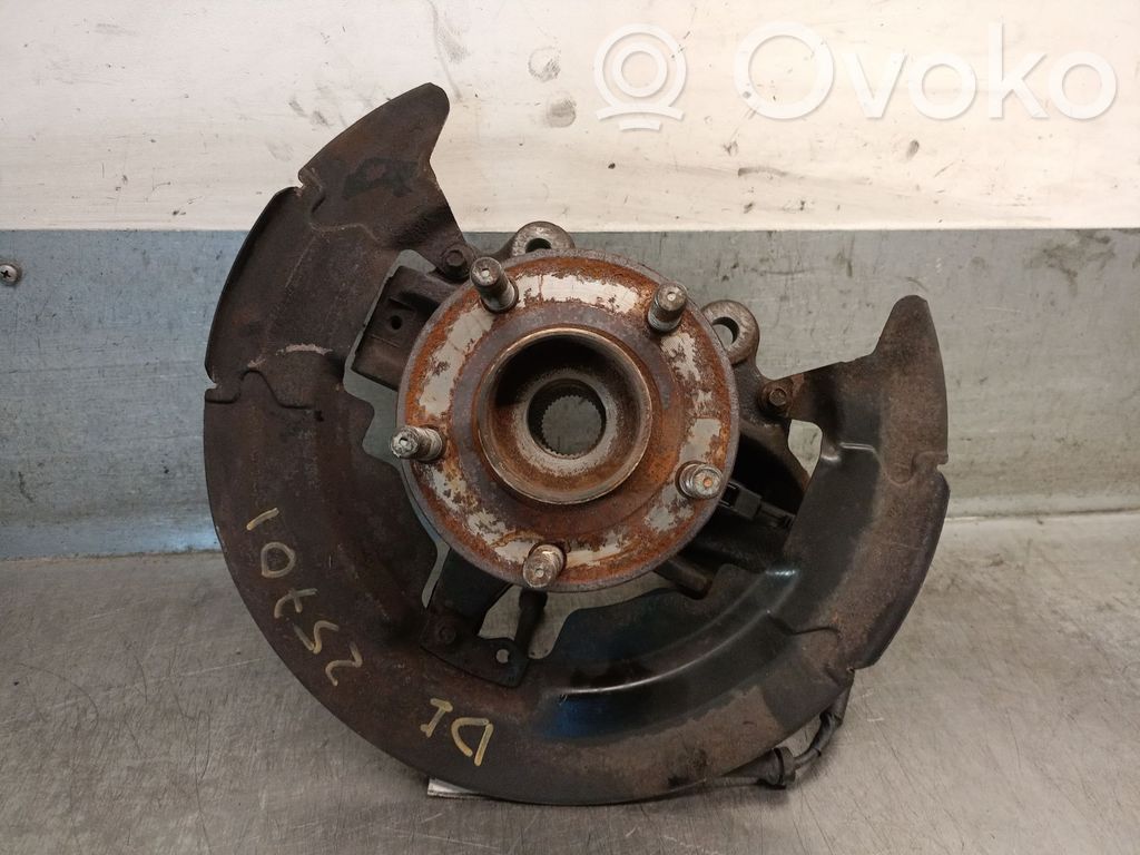 Volvo C30 Achsschenkel vorne