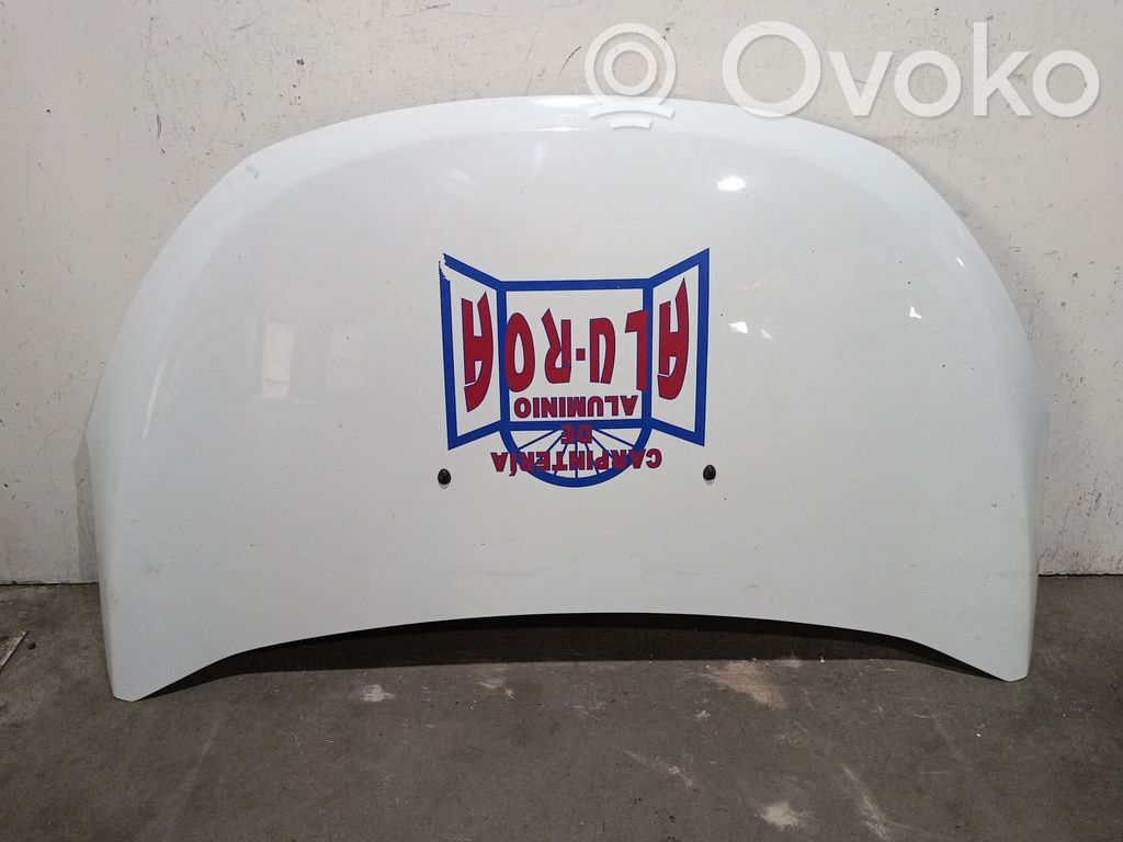 Dacia Dokker Motorhaube