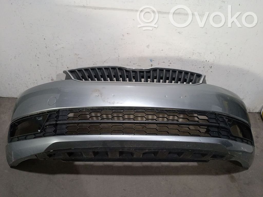 Skoda Rapid (NH) Etupuskuri
