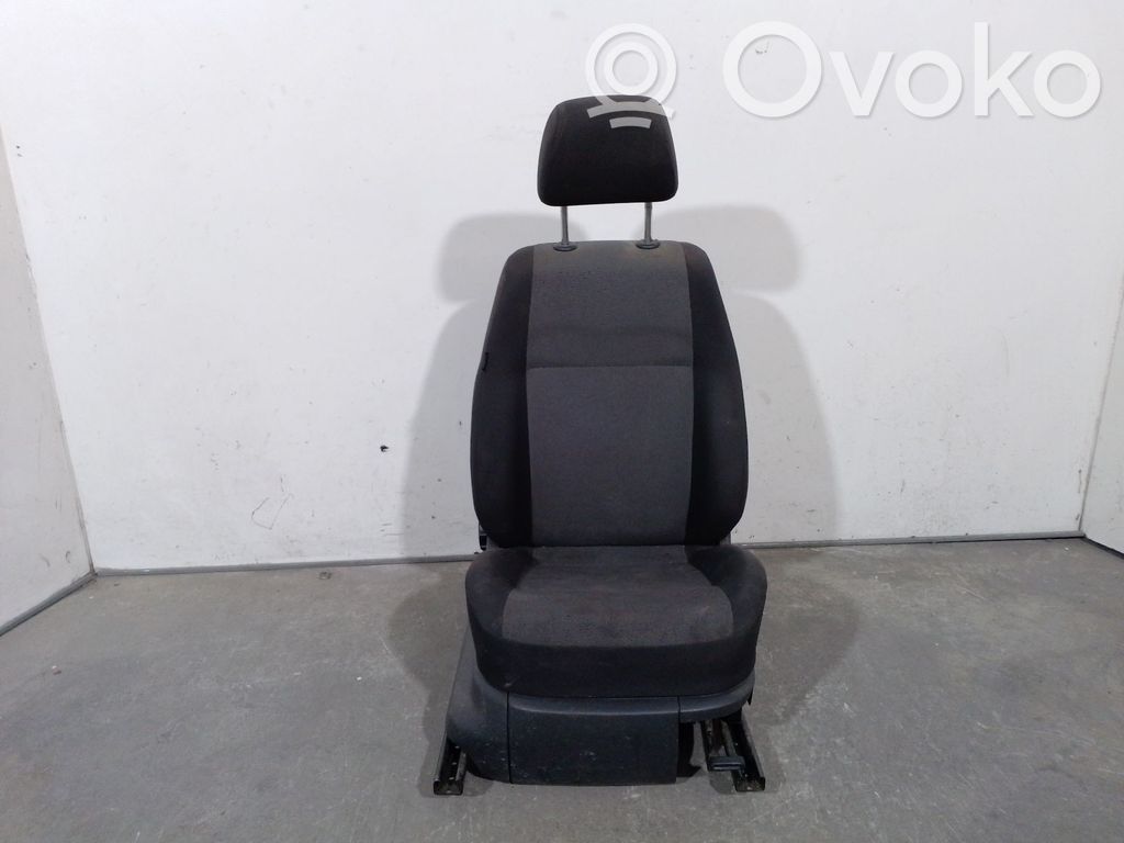 Volkswagen Caddy Сиденье переднего пассажира