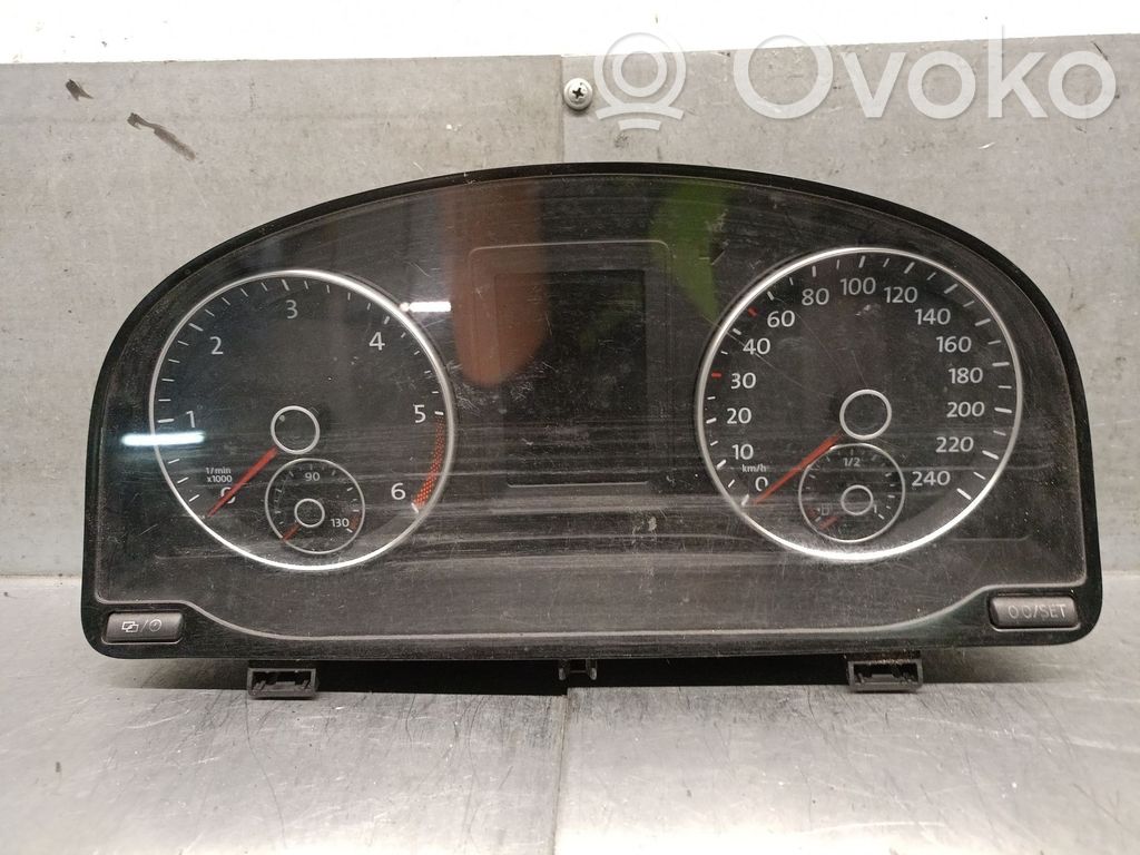Volkswagen Caddy Spidometrs (instrumentu panelī)