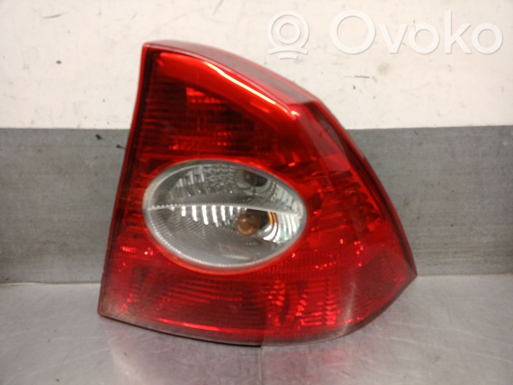 Ford Focus Luz trasera/de freno