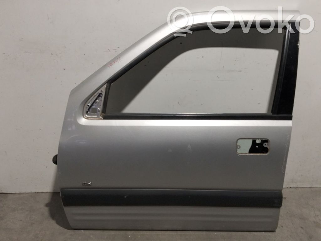 Opel Frontera B Porte avant