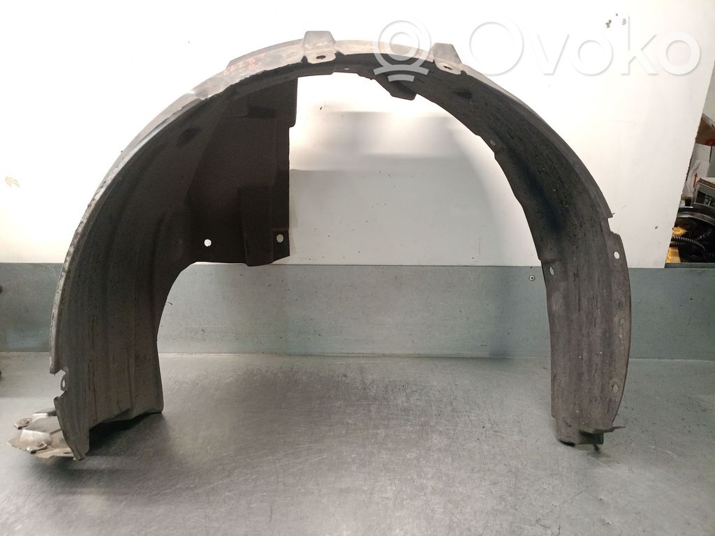 Nissan Note (E12) Pare-boue passage de roue avant 