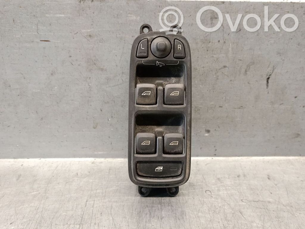 Volvo XC60 Electric window control switch 