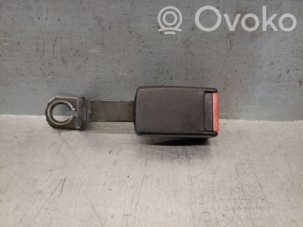 Opel Kadett E Etuistuimen turvavyön solki 