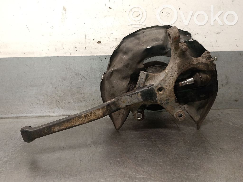 Mercedes-Benz E W210 Achsschenkel vorne