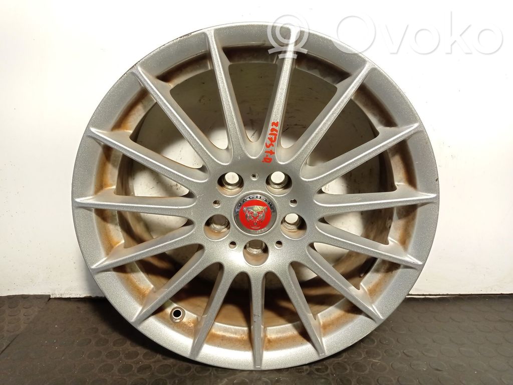 Jaguar XE R18 alloy rim 