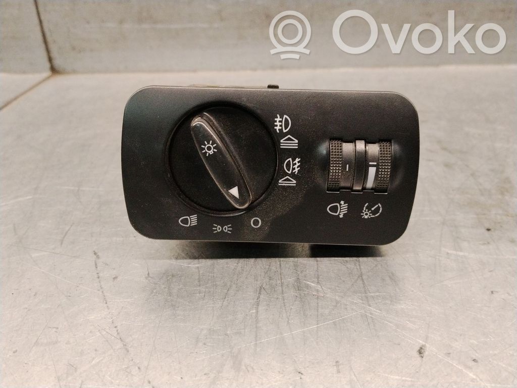 Seat Leon (1M) Panel lighting control switch 