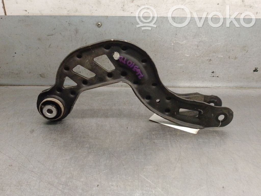 Infiniti QX30 Querlenker hinten