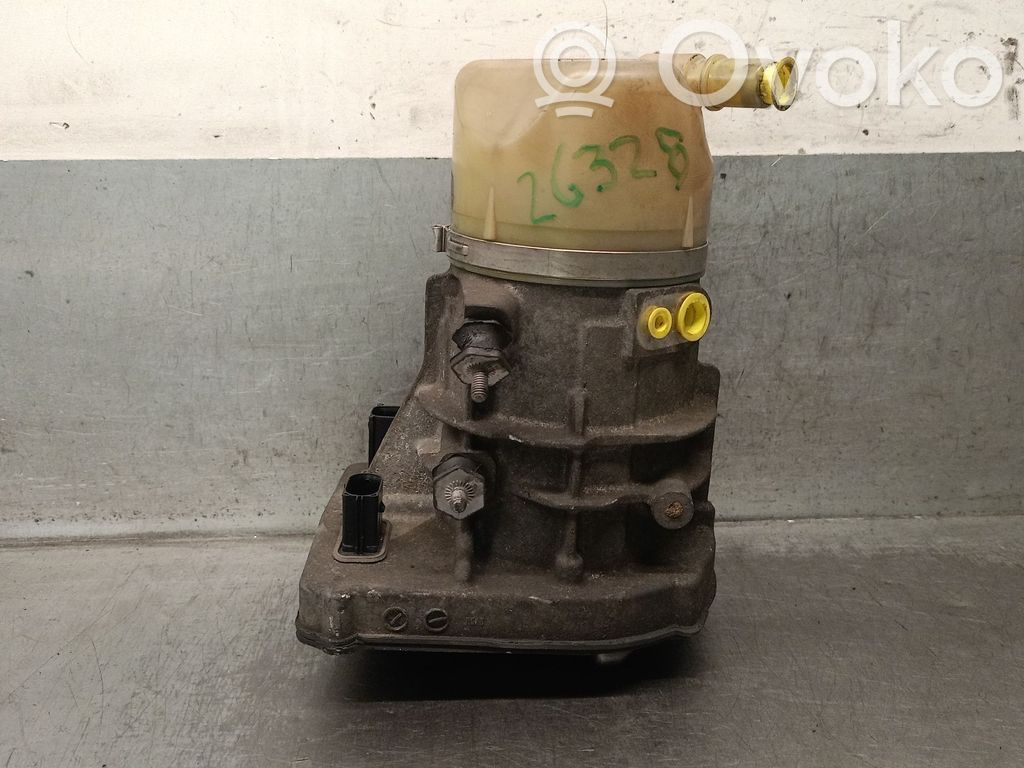 Ford S-MAX Ohjaustehostimen pumppu 