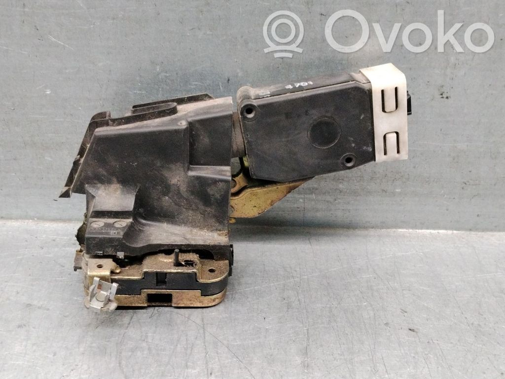 Volvo S40, V40 Serrure de porte arrière 