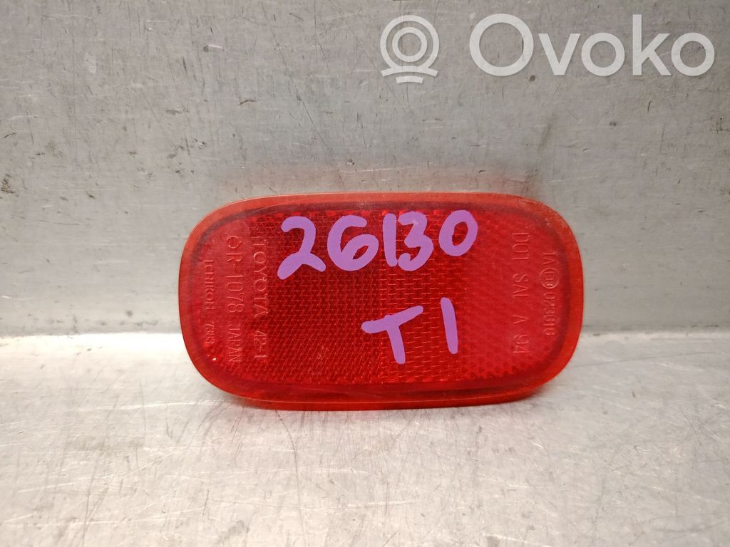 Toyota RAV 4 (XA20) Aizmugurējais lukturis virsbūvē 