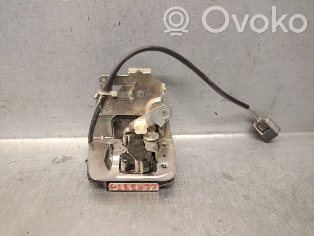 Renault Master III Takaoven lukko 