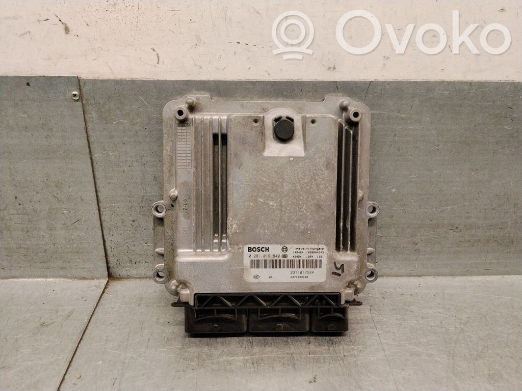 Renault Trafic II (X83) Calculateur moteur ECU