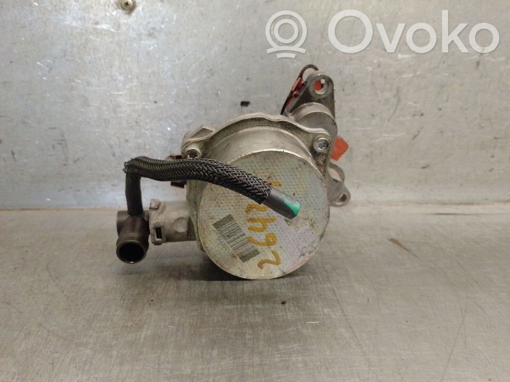 Renault Trafic II (X83) Bomba de vacío