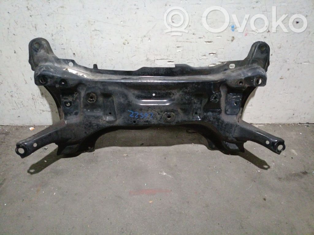 Toyota Yaris Rama pomocnicza przednia