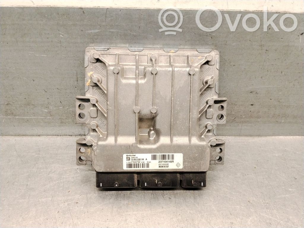 Renault Clio III Sterownik / Moduł ECU 