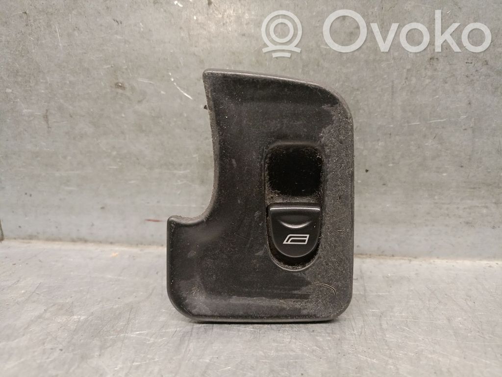 Alfa Romeo 147 Electric window control switch 