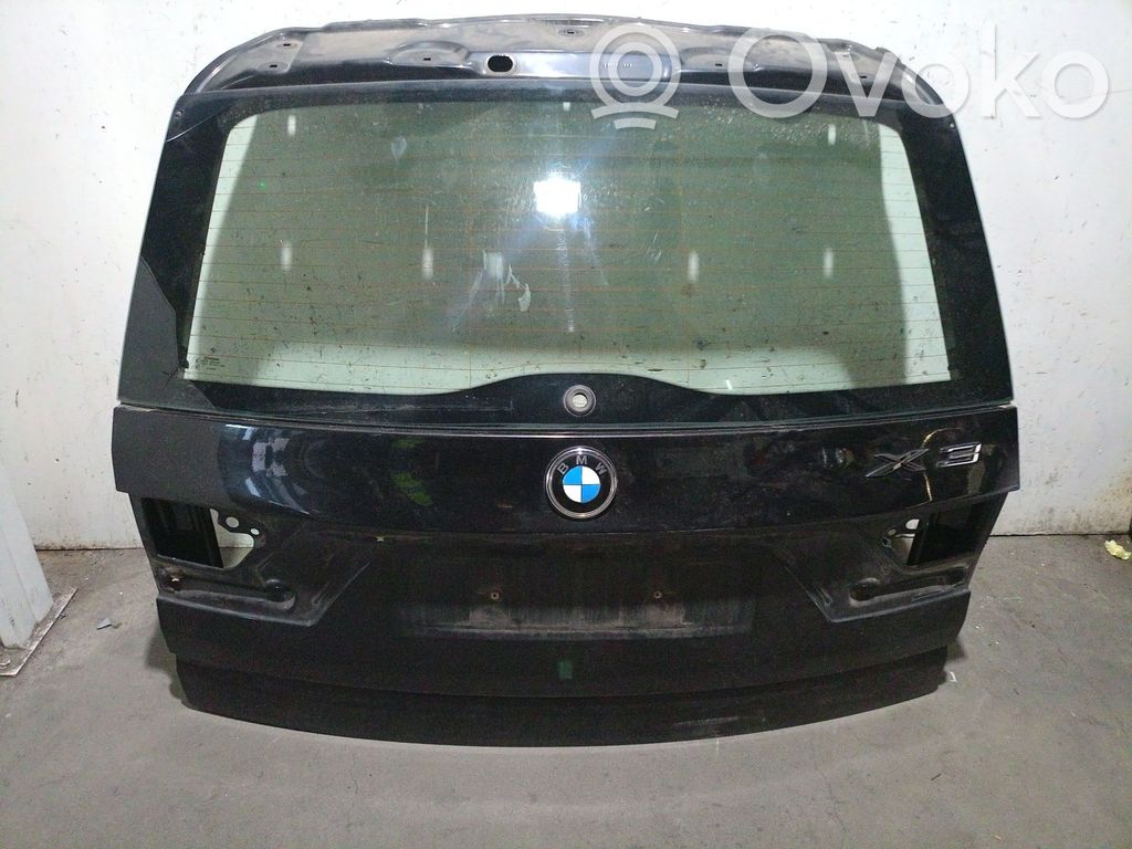 BMW X3 E83 Aizmugurējais pārsegs (bagāžnieks)