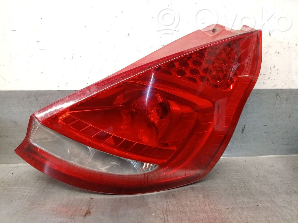 Ford Fiesta Lampa tylna 