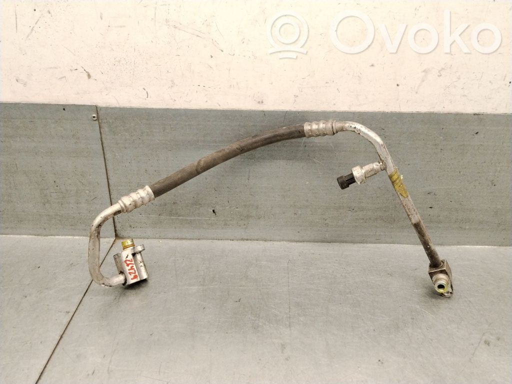 Renault Trafic II (X83) Ilmastointilaitteen putki (A/C) 