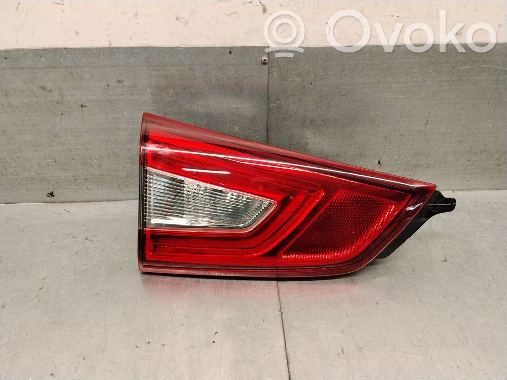 Nissan Qashqai Luz trasera/de freno