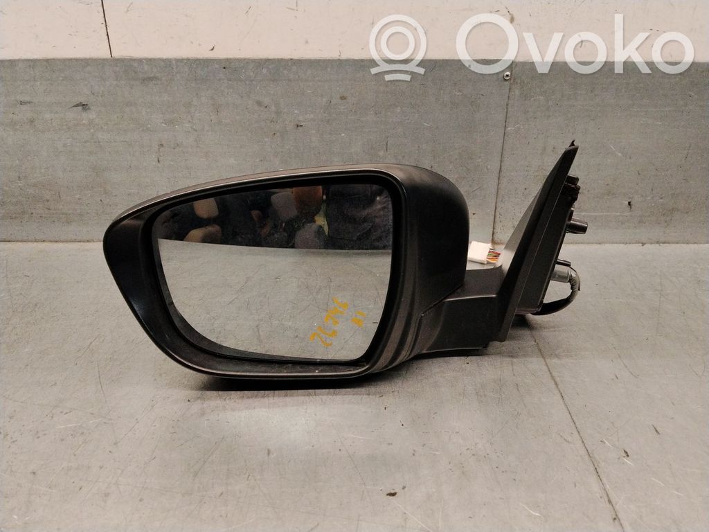 Nissan Qashqai Elektryczne lusterko boczne drzwi przednich 