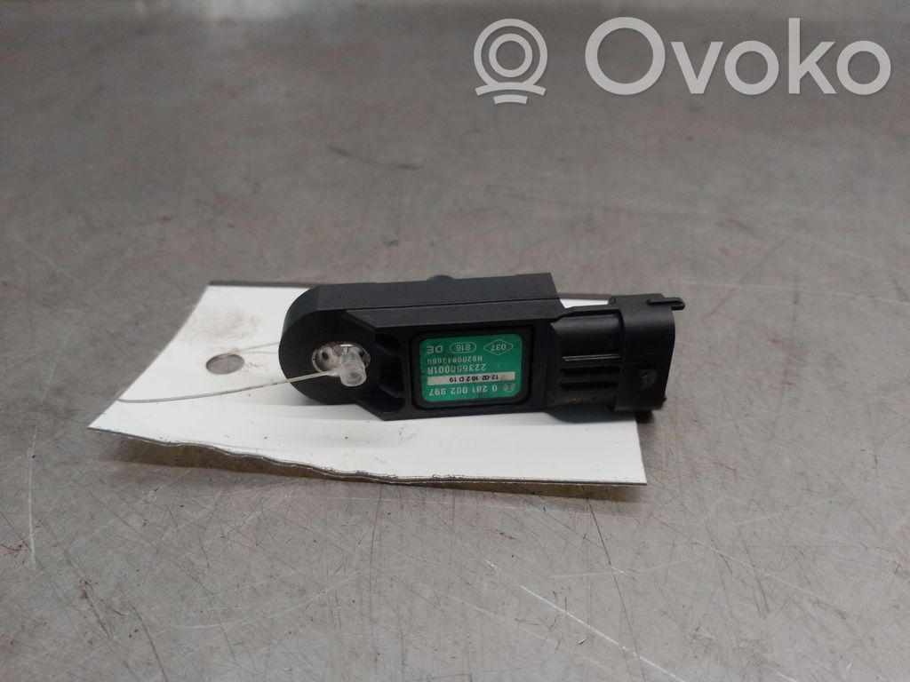 Renault Clio III Eļļas spiediena sensors 