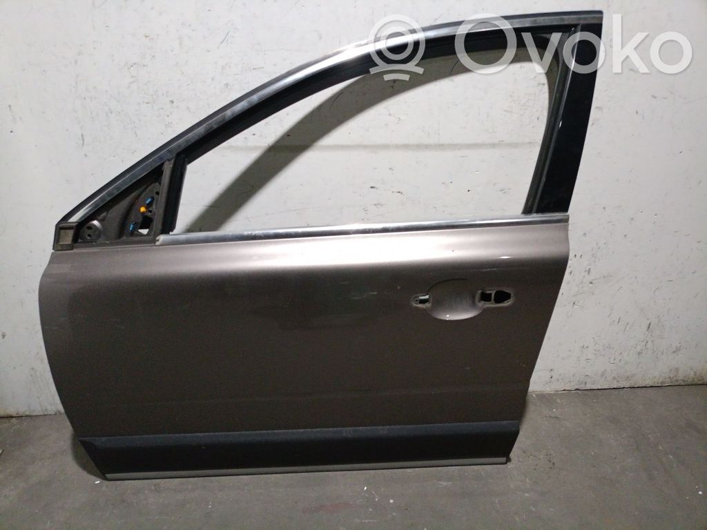 Volvo XC70 Drzwi przednie 
