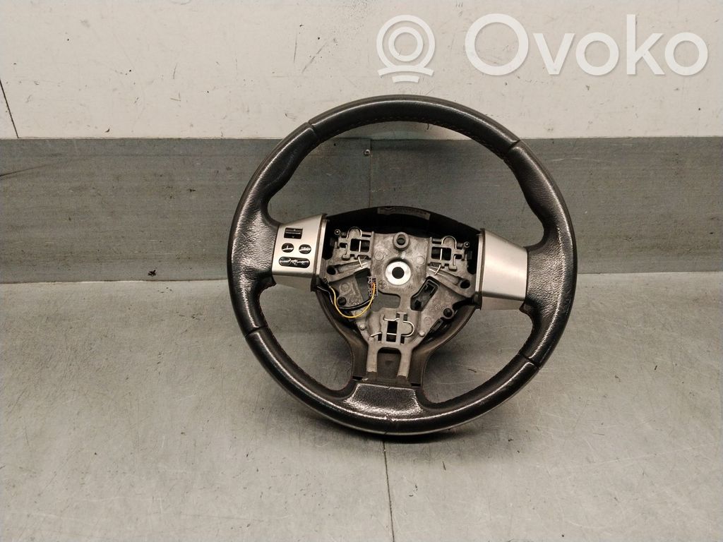 Nissan Note (E11) Volant