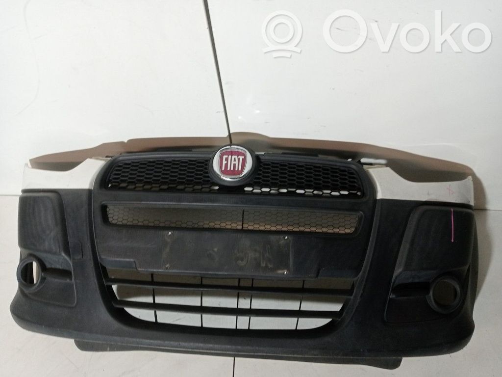 Fiat Doblo Parachoques delantero 