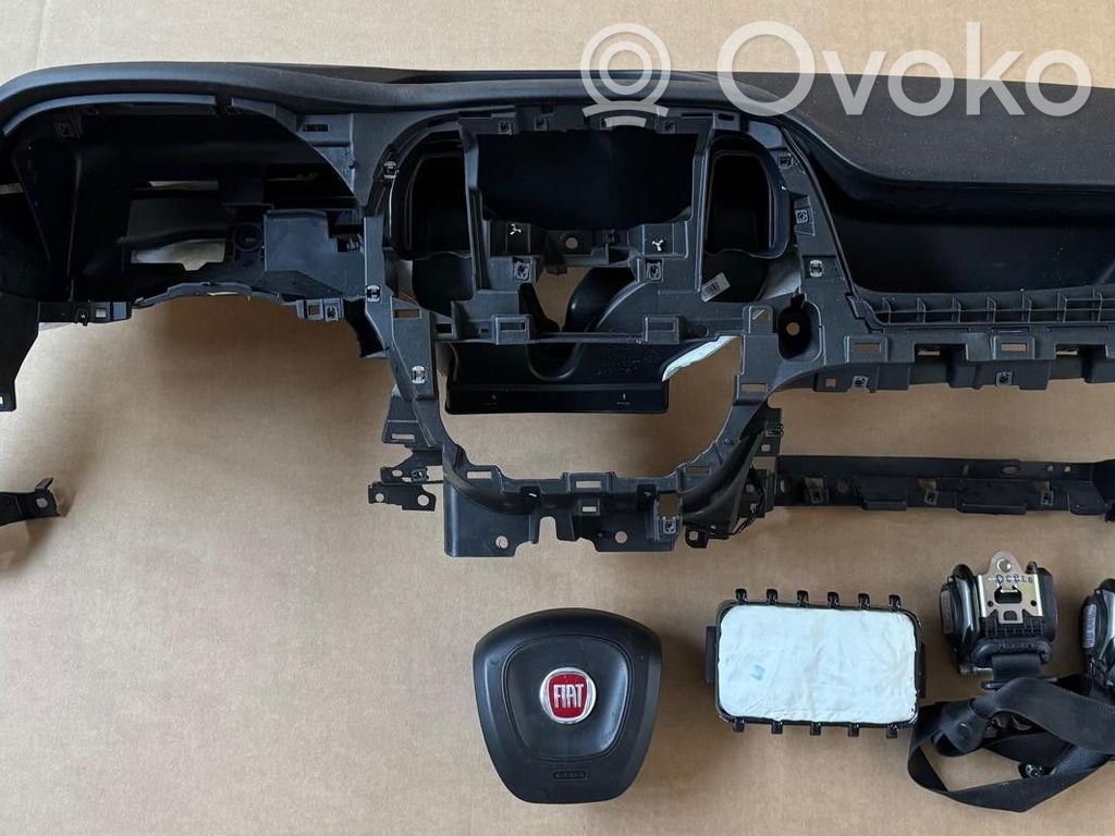 Fiat Qubo Poduszka powietrzna Airbag kierownicy 