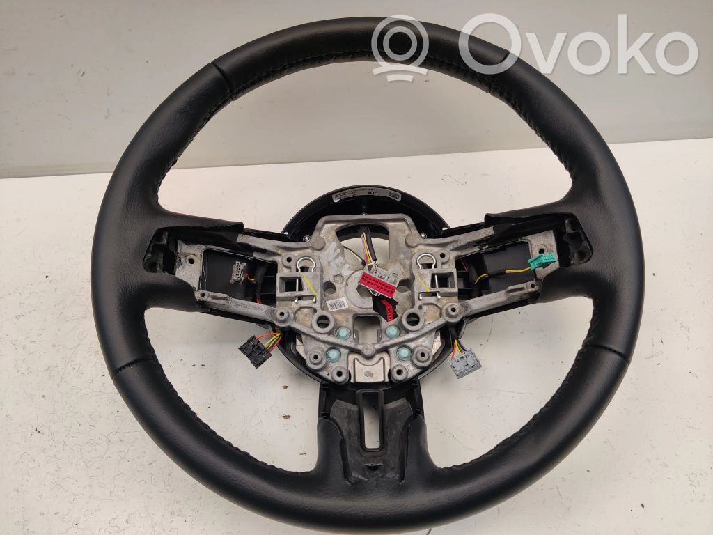 Ohjauspyörä   FR3Z3600AA