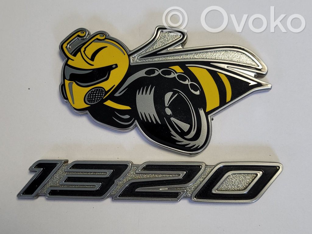 Dodge Challenger Litery / Emblematy na błotnik przedni 