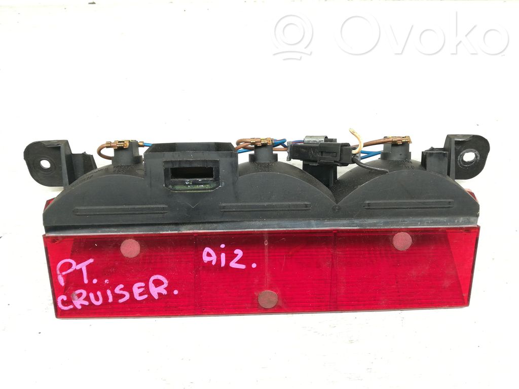 Chrysler PT Cruiser Third/center stoplight 