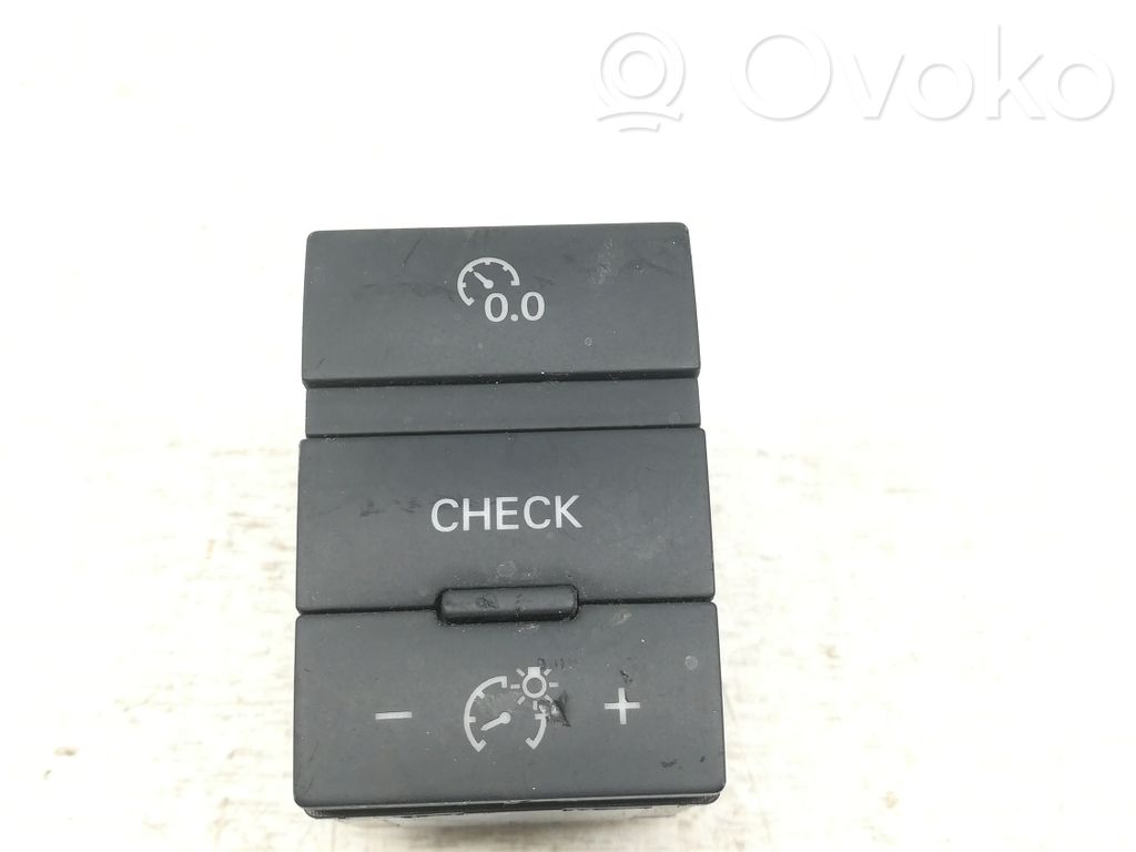 Panel lighting control switch   4F0927123