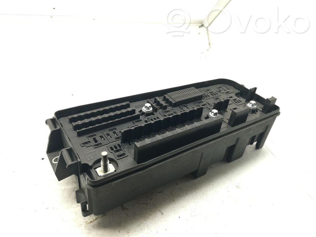 Saab 9-5 Juego de caja de fusibles 