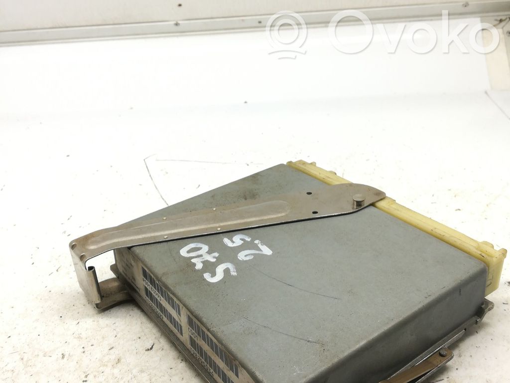 Volvo S70  V70  V70 XC Engine control unit/module 