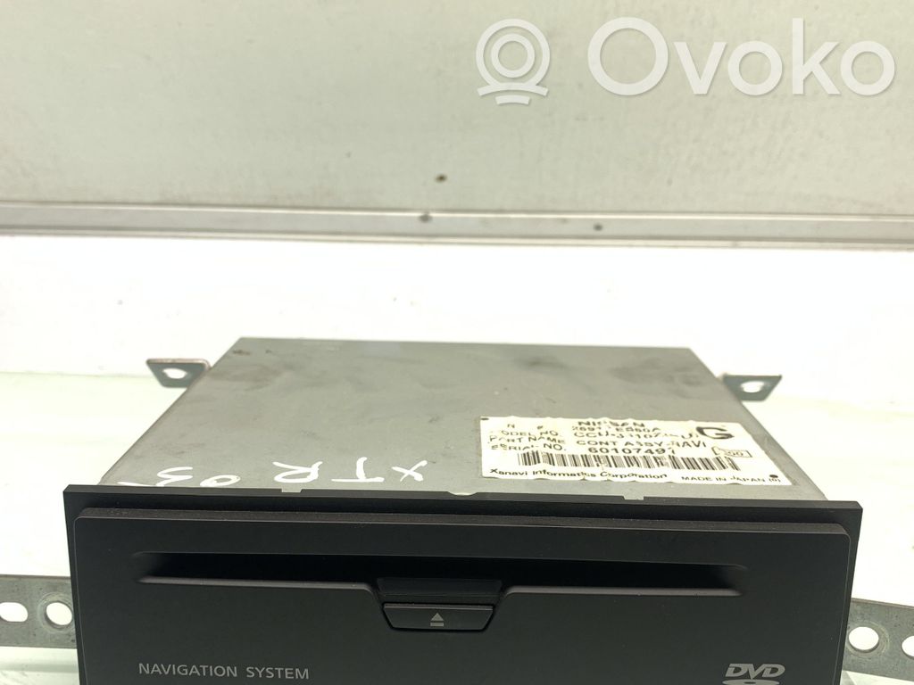Nissan X-Trail T30 Panel / Radioodtwarzacz CD/DVD/GPS 