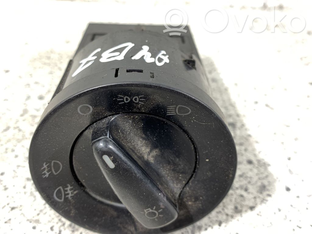 Audi A4 S4 B7 8E 8H Light switch 